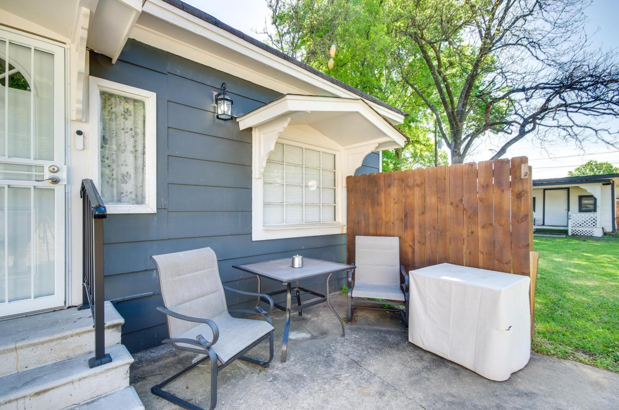 Greenwood Studio Cottage Less Than 1 Mi To Downtown! Exterior photo