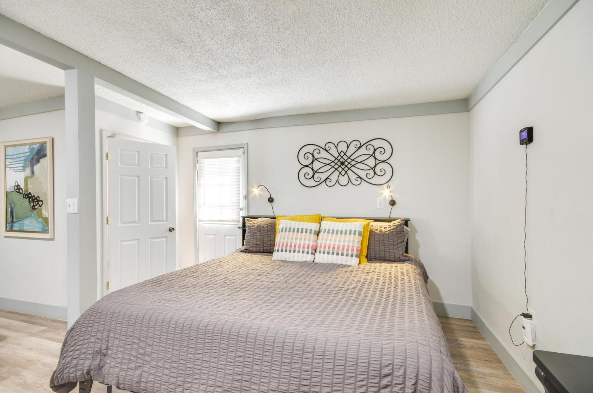 Greenwood Studio Cottage Less Than 1 Mi To Downtown! Exterior photo